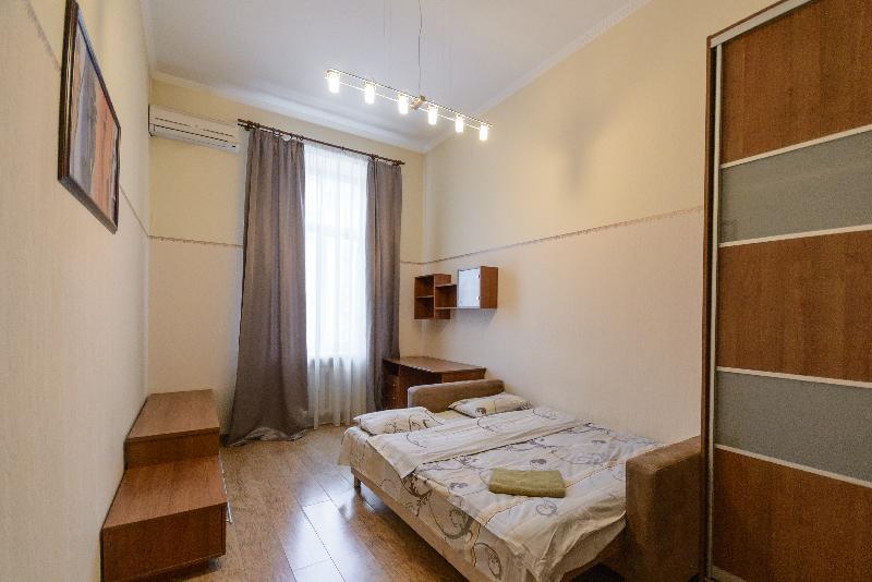 Kievacccommodation Near Gulliver 24H Self Check-In المظهر الخارجي الصورة